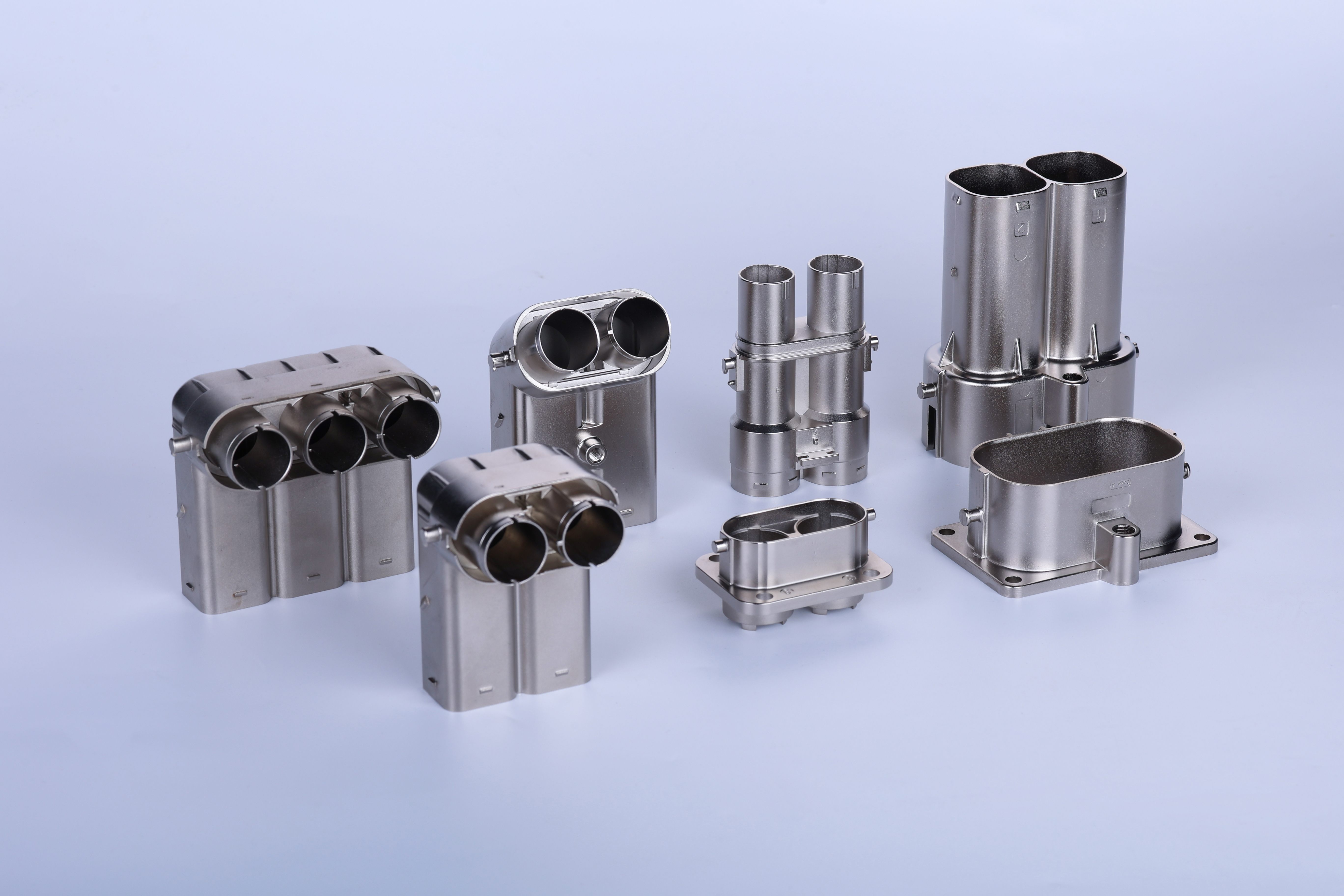 東莞市恩創精密五金科技有限公司取得防止芯腳彎曲的多芯插頭專利，避免在插接過程中造成芯腳彎曲